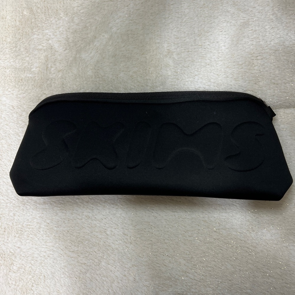 SKIMS Neoprene Makeup Bag Travel Case for Shapewear Makeup Lingerie BLACK - Picture 2 of 4